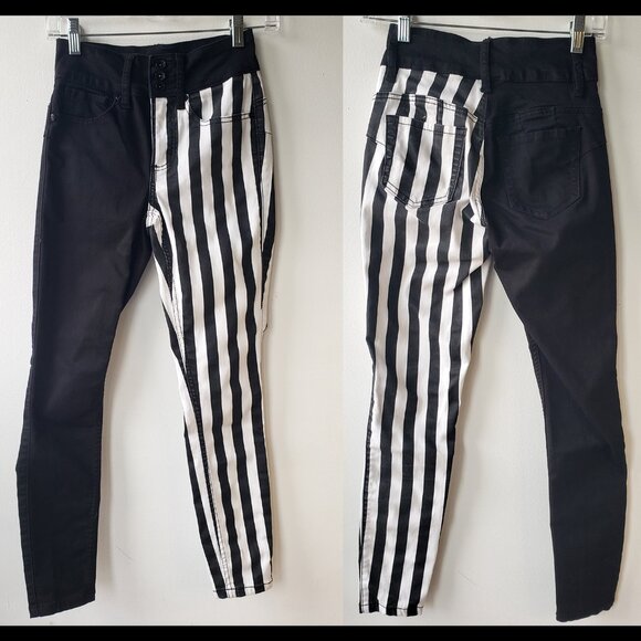 Frankie Stein Monster High Screen Worn Skinny Black & White Striped Skull Jeans - Picture 2 of 10